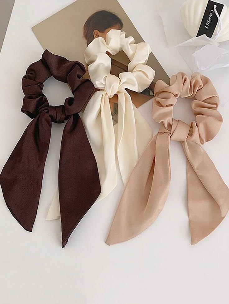 Bow Scrunches